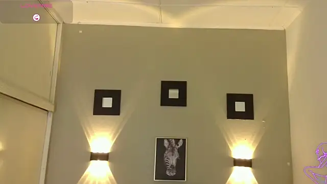 ashley Tompson1 online show from 01.30.25