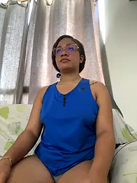 ashley Tompson1 online show from 10.09.25