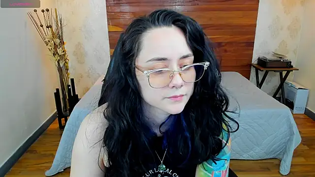 KatherineBond online show from 01.03.25