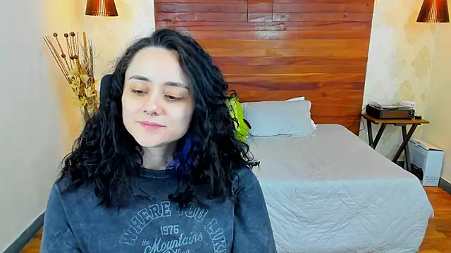 KatherineBond online show from 01.10.25