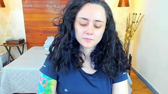 KatherineBond online show from 01.11.25