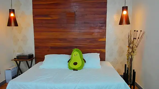 KatherineBond online show from 01.16.25