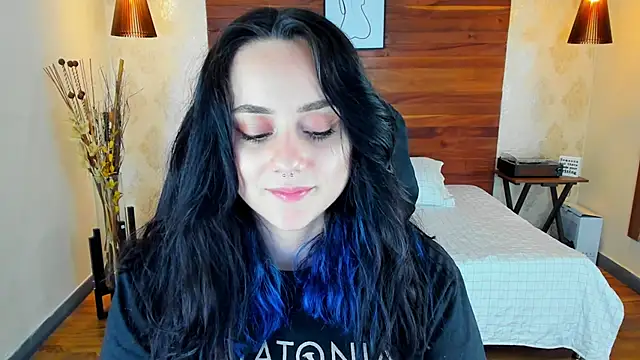 KatherineBond online show from 03.05.25