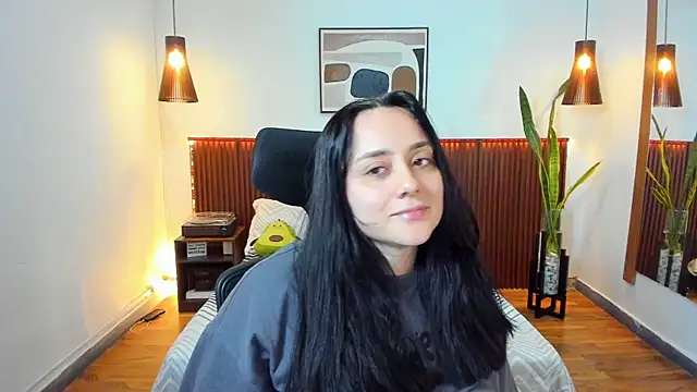 KatherineBond online show from 11.24.25