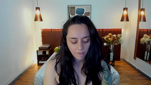 KatherineBond online show from 05.25.26