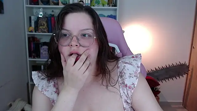 Snapshot of Gabiwaifu chatting on 07.05.26 Gabiwaifu online show from 07.05.26