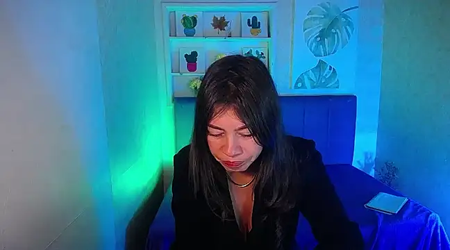 AnnaliOlsenX online show from 02.23.25