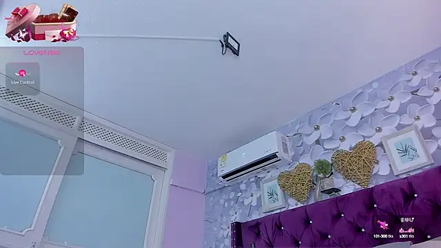 Danee 19  online show from 02.15.25