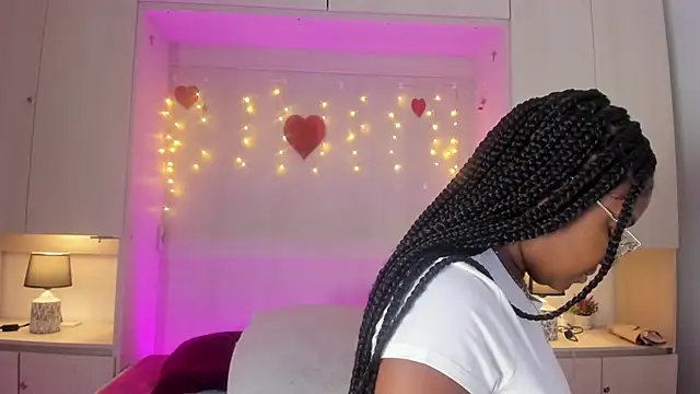 tamaraa smiith online show from 03.06.26