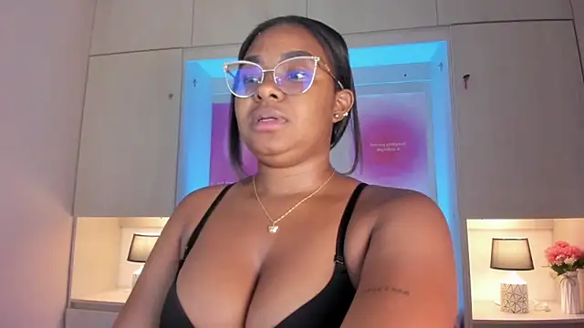tamaraa smiith online show from 05.04.26