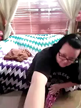 Bayou Woman68 online show from 07.12.26