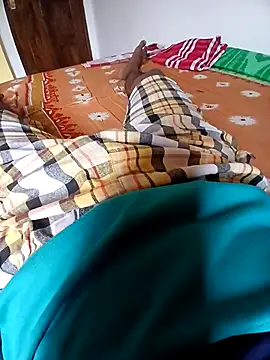 Snapshot of alanjoyoo chatting on 11.27.25 alanjoyoo online show from 11.27.25