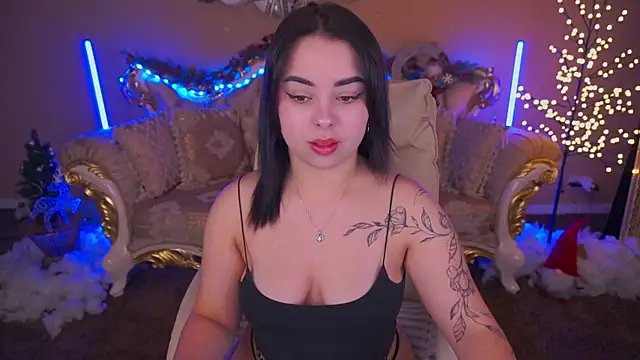 SusieWood online show from 01.18.26