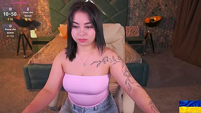 SusieWood online show from 03.12.26