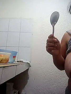 Snapshot of _Miaaleon chatting on 02.11.26 Miaaleon online show from 02.11.26