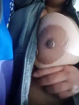 Snapshot of _Miaaleon chatting on 03.11.26 Miaaleon online show from 03.11.26