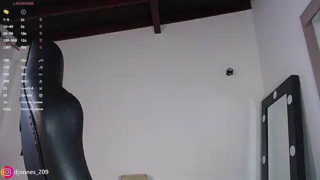 Snapshot of DilanJonnes_ chatting on 05.26.26 DilanJonnes online show from 05.26.26