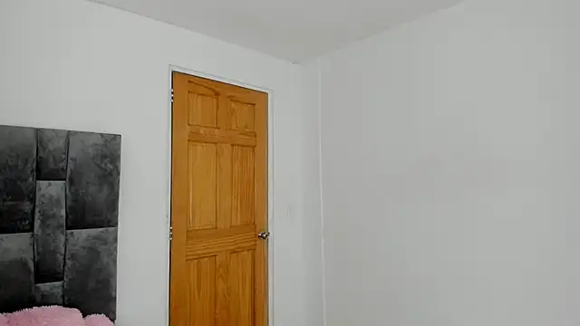  Little angel69 online show from 02.20.25