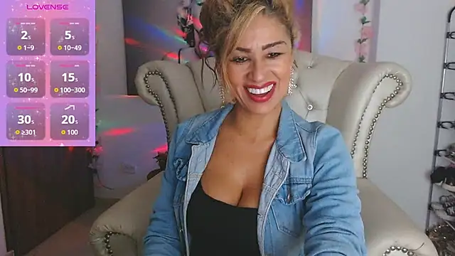 Isabelhot1 online show from 10.28.25