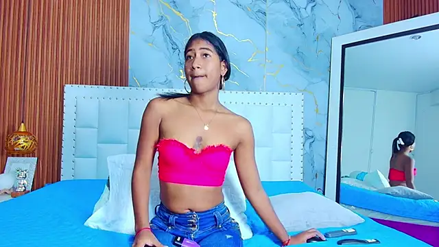 Snapshot of indianschoolgirl chatting on 02.01.25 indianschoolgirl online show from 02.01.25
