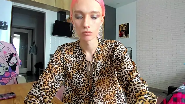  Alice Kitty online show from 04.30.26