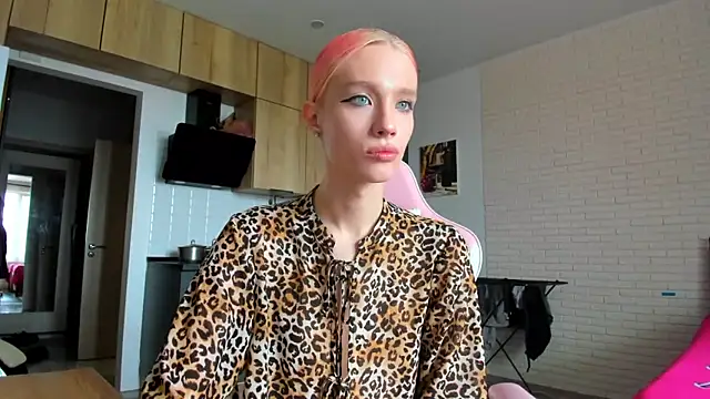 Alice Kitty online show from 06.17.26