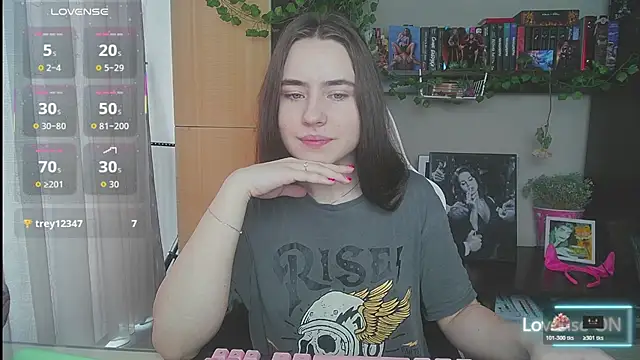 Snapshot of Aurora_workerr chatting on 03.11.26 Aurora workerr online show from 03.11.26