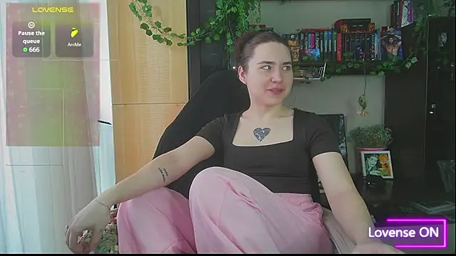 Aurora workerr online show from 04.26.26
