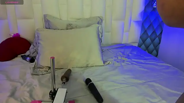 Abbyadams online show from 01.18.25
