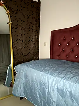 Snapshot of SheilaSmiith chatting on 09.11.25 SheilaSmiith online show from 09.11.25