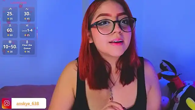 AnngelaSkye online show from 11.19.25