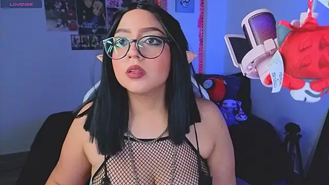 Snapshot of AnngelaSkye chatting on 02.14.26 AnngelaSkye online show from 02.14.26