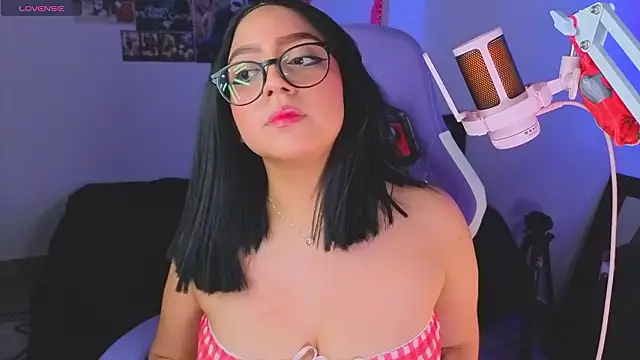 Snapshot of AnngelaSkye chatting on 02.21.26 AnngelaSkye online show from 02.21.26