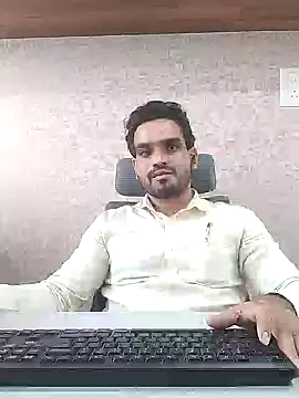 Snapshot of indianguy89 chatting on 12.07.24 indianguy89 online show from 12.07.24