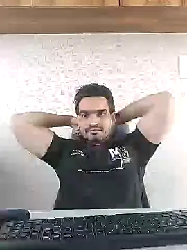 Snapshot of indianguy89 chatting on 12.15.24 indianguy89 online show from 12.15.24