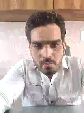 Snapshot of indianguy89 chatting on 12.20.24 indianguy89 online show from 12.20.24