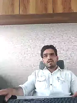 Snapshot of indianguy89 chatting on 12.20.24 indianguy89 online show from 12.20.24