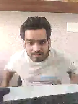 Snapshot of indianguy89 chatting on 12.21.24 indianguy89 online show from 12.21.24