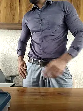 Snapshot of indianguy89 chatting on 02.16.26 indianguy89 online show from 02.16.26