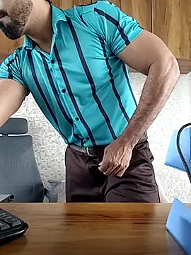 Snapshot of indianguy89 chatting on 02.18.26 indianguy89 online show from 02.18.26