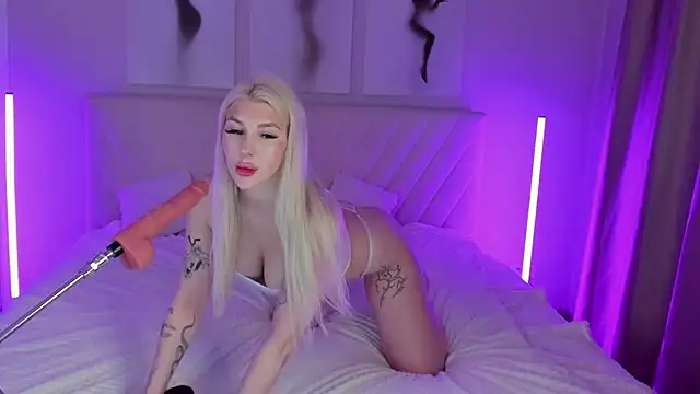 EmmaBarbs online show from 01.31.25