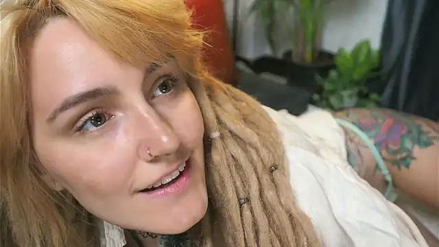 Winnie sweet online show from 02.21.25