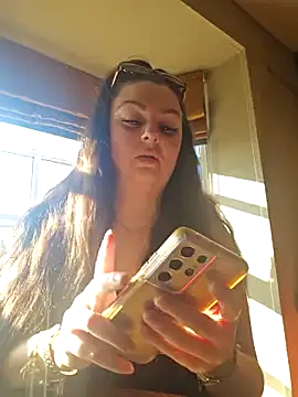 Britishbella online show from 02.28.25