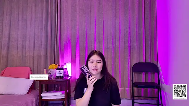 Snapshot of pink_flower_ chatting on 07.04.26 pink flower online show from 07.04.26