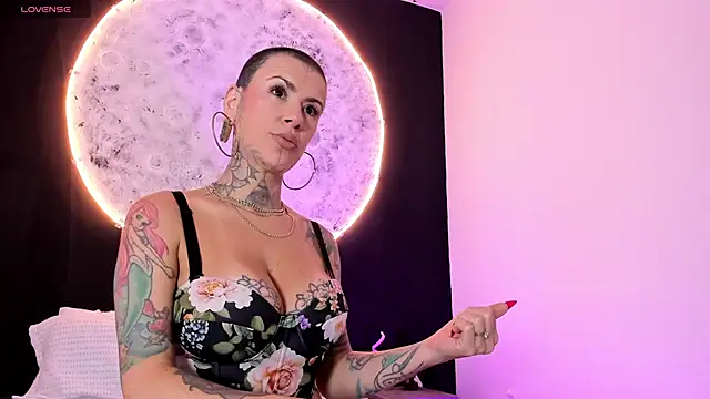 GinebraaFox  online show from 03.06.25