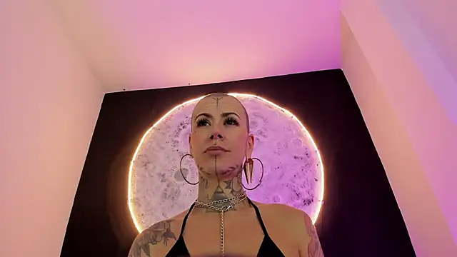 GinebraaFox  online show from 03.10.25