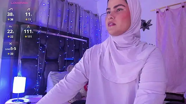 AishaAmin  online show from 12.26.24