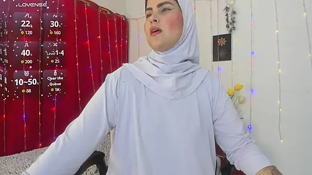AishaAmin  online show from 04.23.26