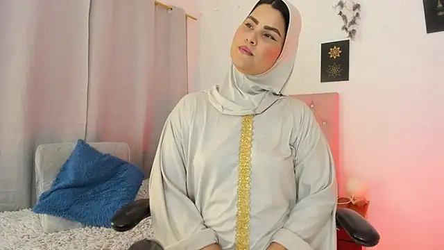 AishaAmin  online show from 06.27.26