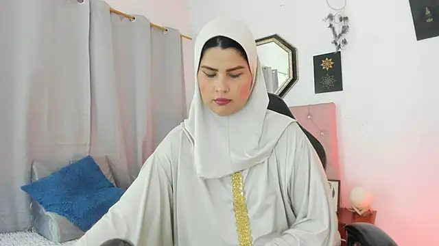AishaAmin  online show from 07.17.26
